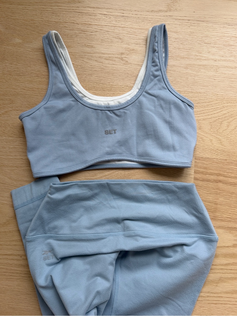 SET ACTIVE formcloud layered bra & legging set - Picture 4 of 4